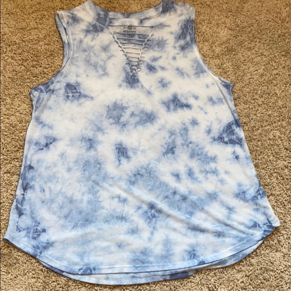 Blue and white tie-dye tank top.